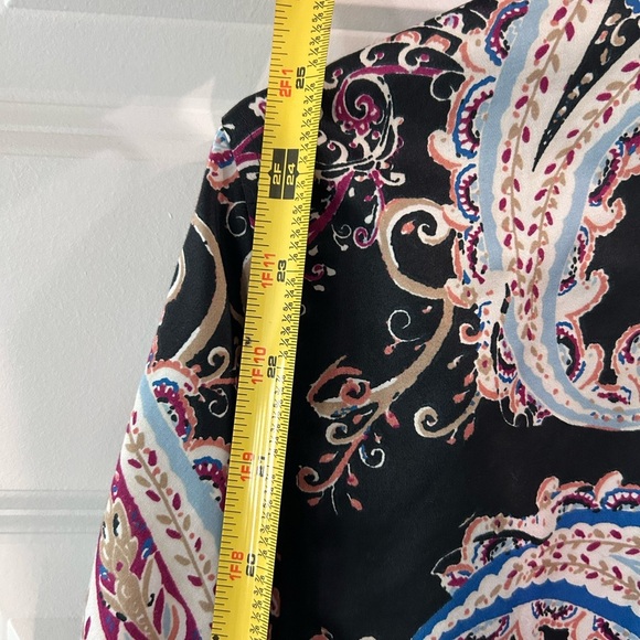 Chico's Paisley Button Front Blouse Size L No Iron Packable Office Contemporary - Picture 7 of 9